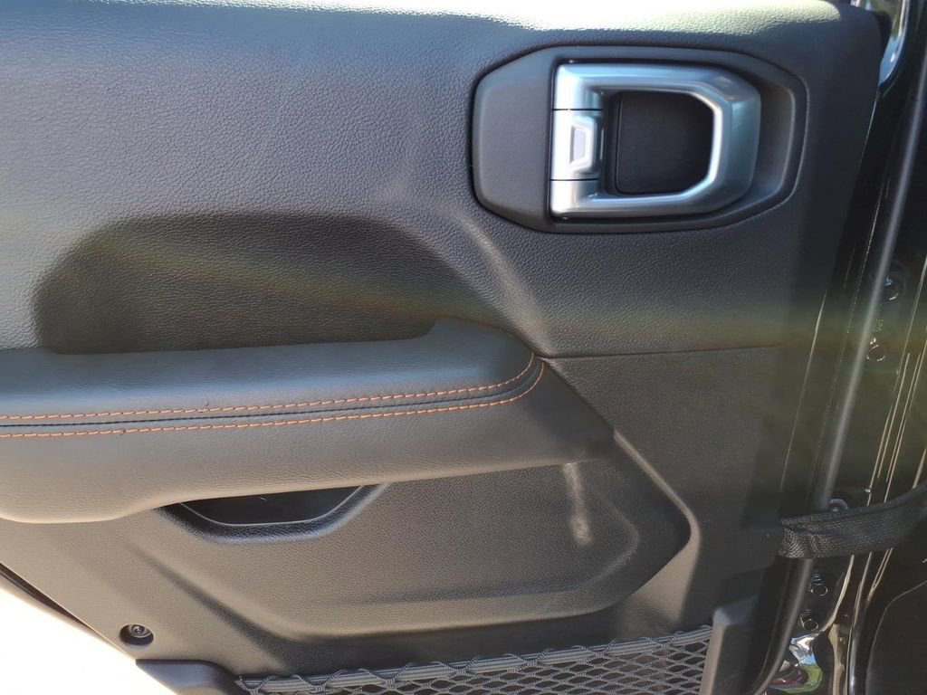 Used 2021 Jeep Gladiator Mojave image 10