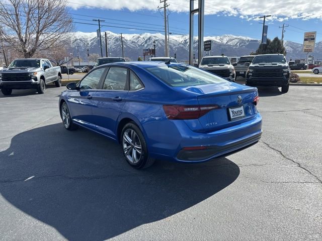 Used 2024 Volkswagen Jetta SE image 5