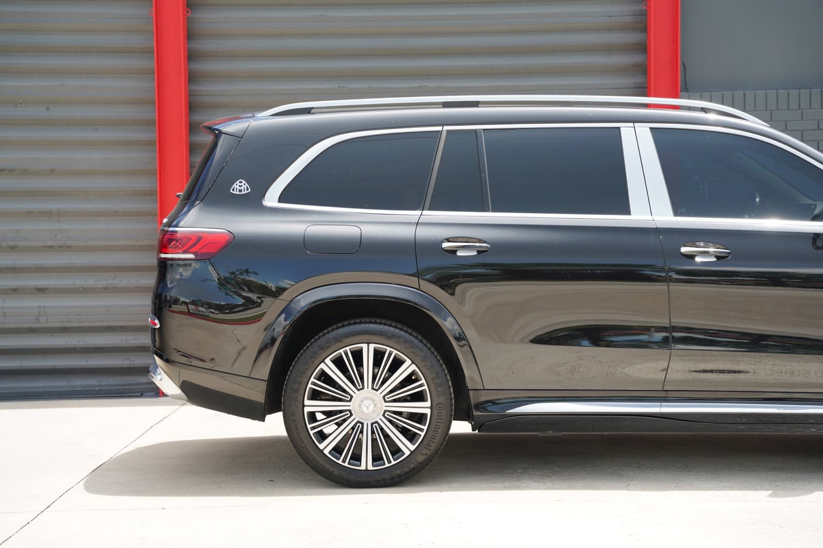 Used 2023 Mercedes-Benz Maybach GLS 600 4MATIC image 5