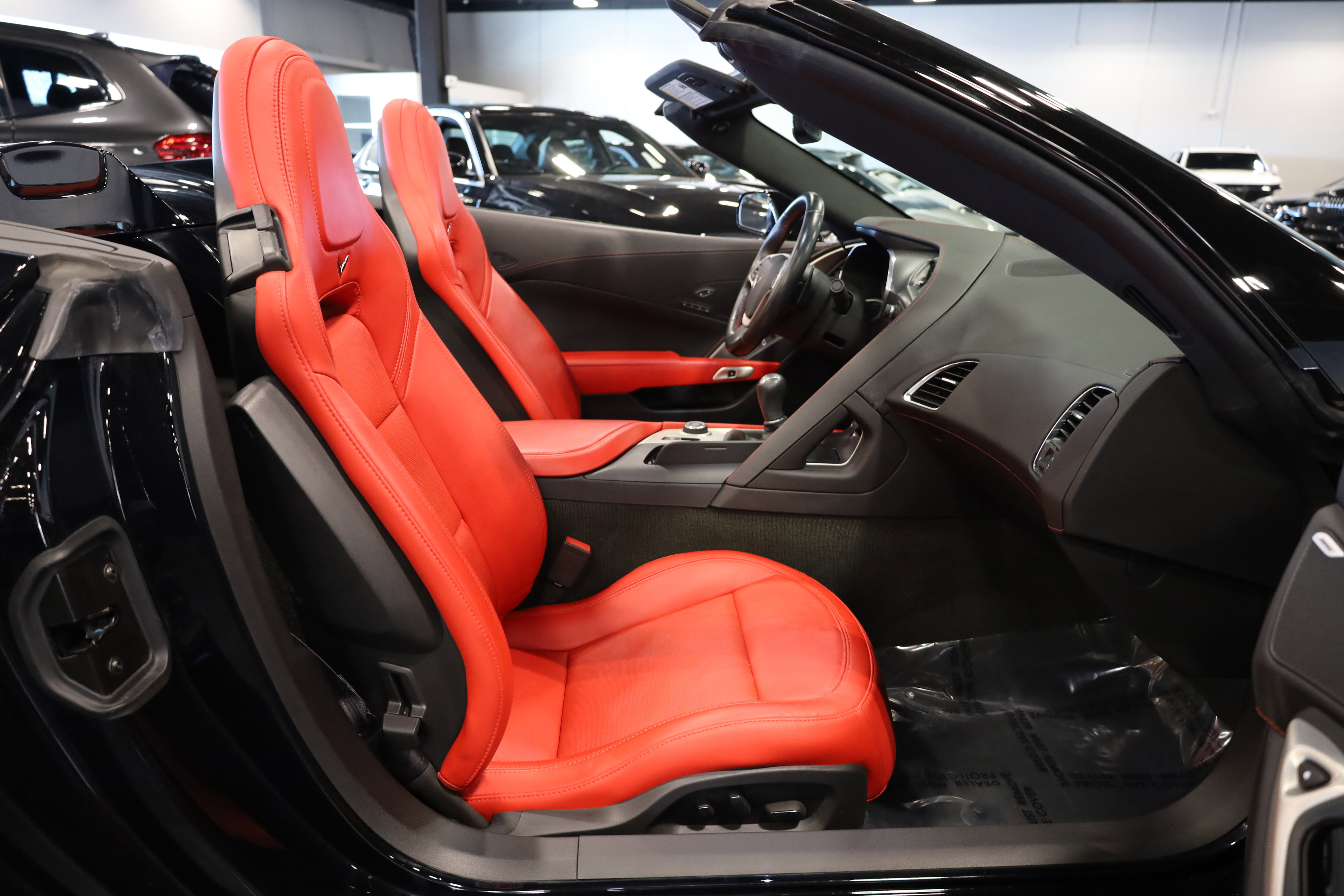 Used 2014 Chevrolet Corvette Stingray Convertible w/ 2LT Preferred Equipment Group image 40