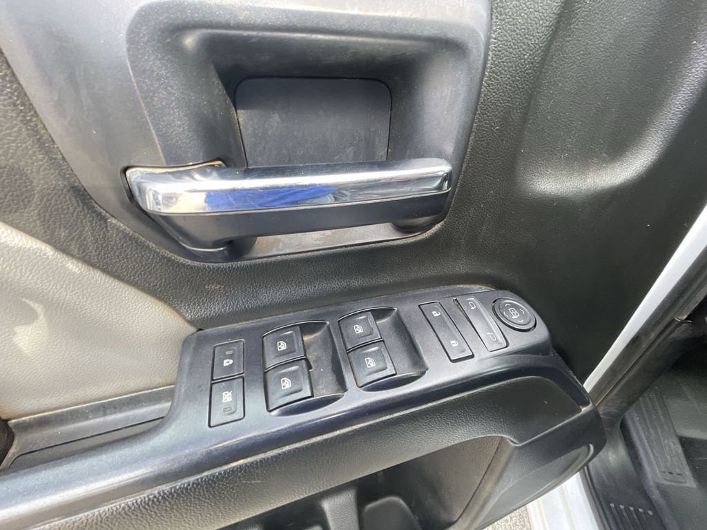 Used 2015 Chevrolet Silverado 1500 W/T w/ WT Convenience Package AWD/4WD image 20
