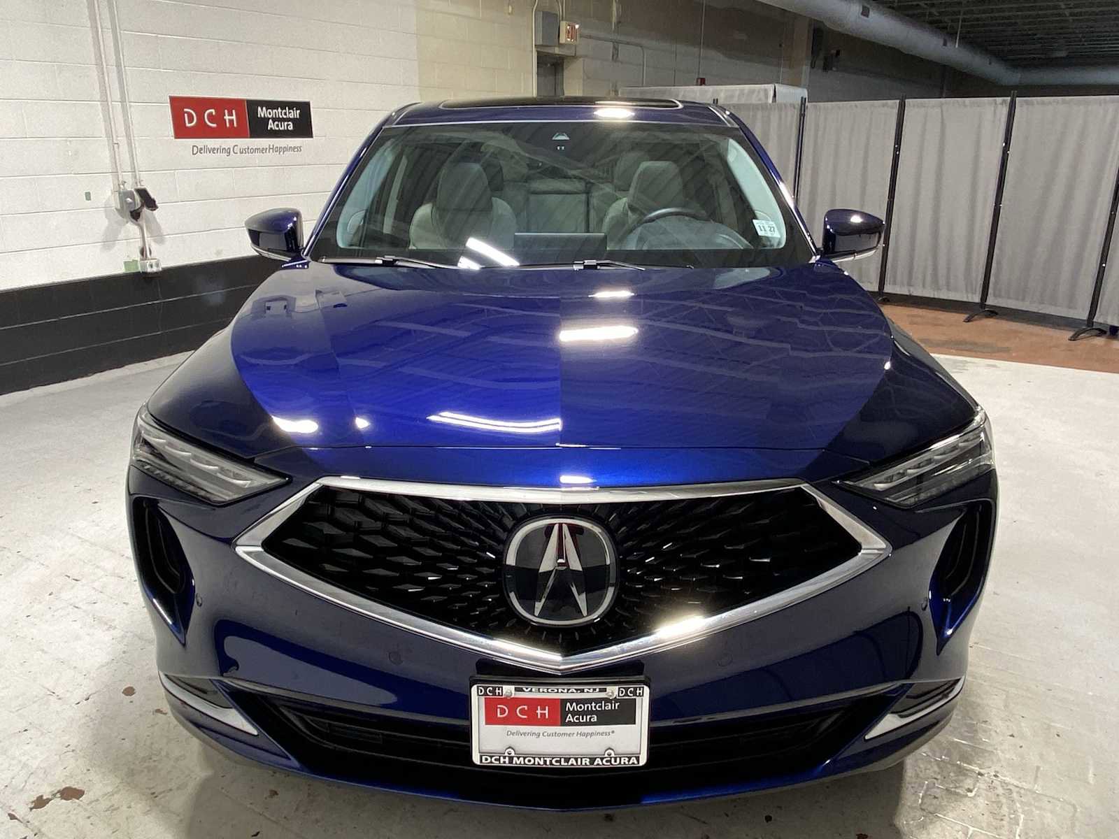 Used 2023 Acura MDX SH-AWD w/ Technology Package image 6