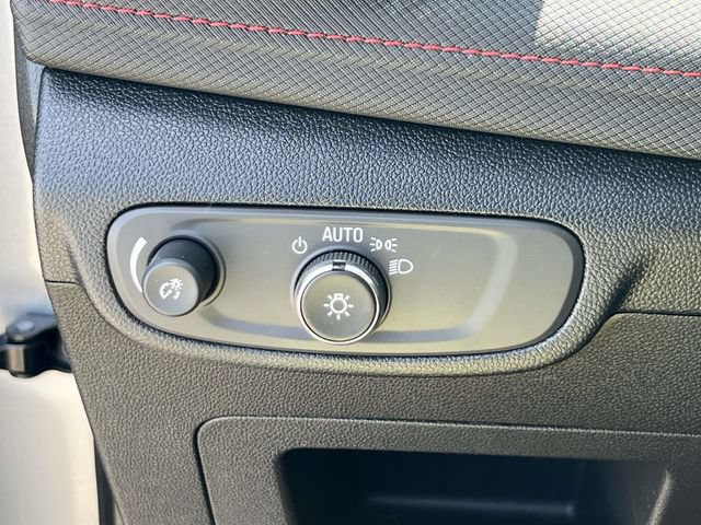 Used 2026 Chevrolet TrailBlazer RS AWD/4WD image 21