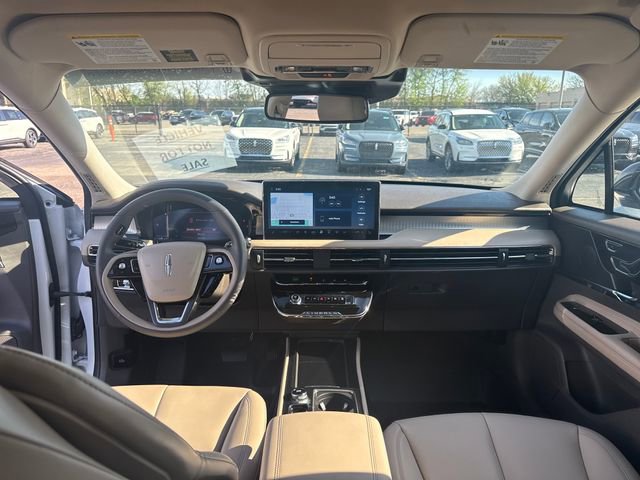 Used 2024 Lincoln Corsair FWD image 18