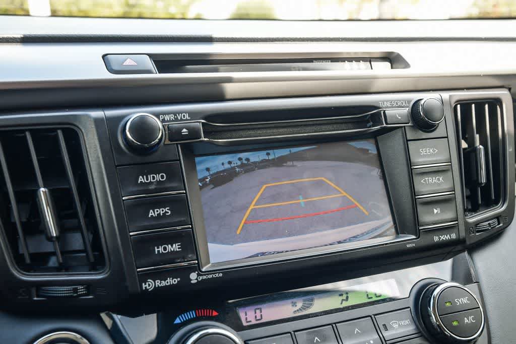 Used 2018 Toyota RAV4 XLE FWD image 23