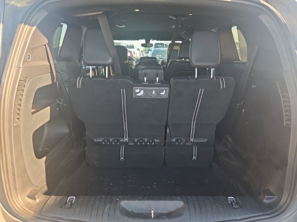 Used 2020 Chrysler Pacifica Touring-L Plus w/ S Appearance Package image 6