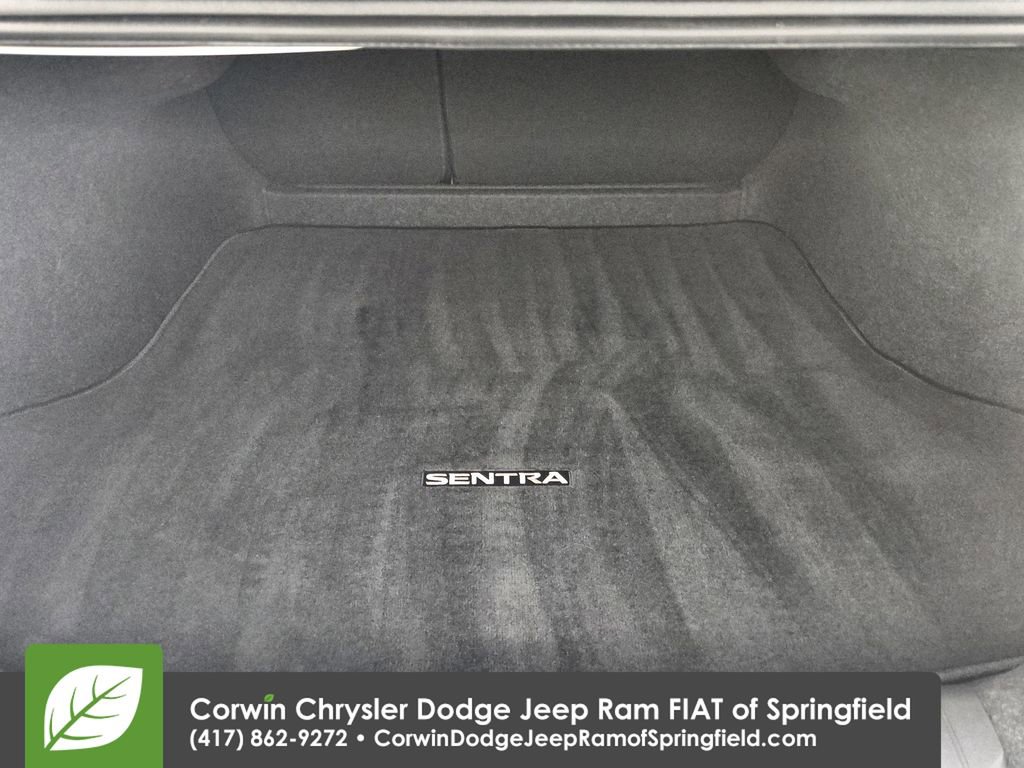 Used 2023 Nissan Sentra SR w/ Electronics Package image 31