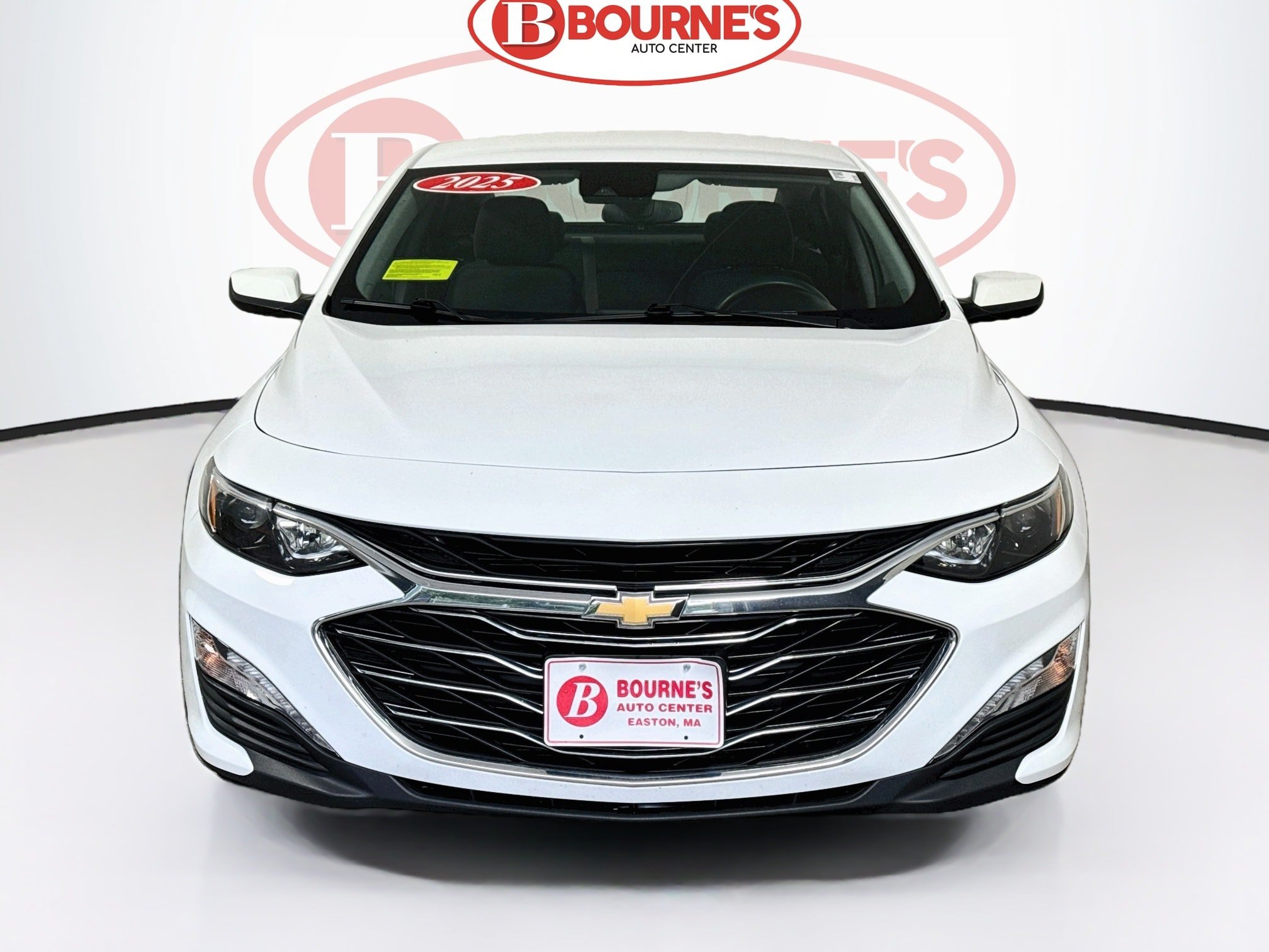 Used 2025 Chevrolet Malibu LT FWD image 5