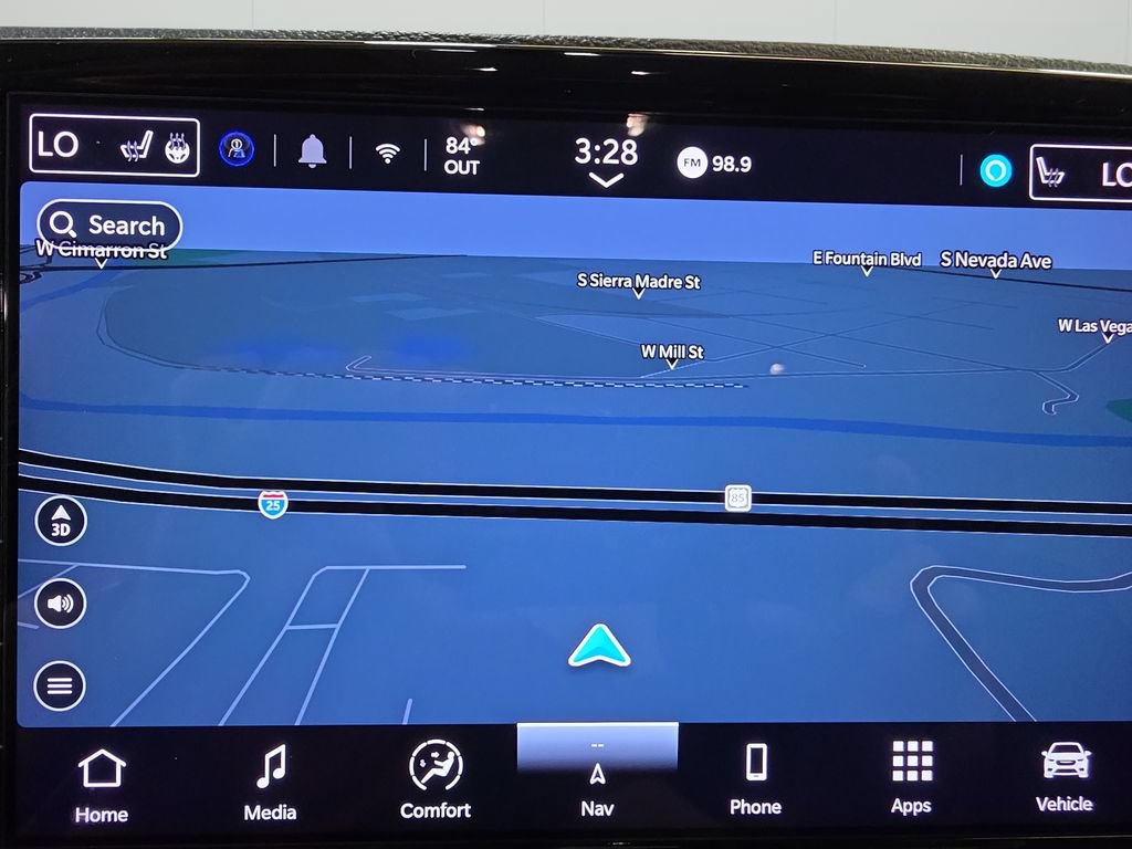 Used 2024 Chrysler Pacifica Limited FWD image 19