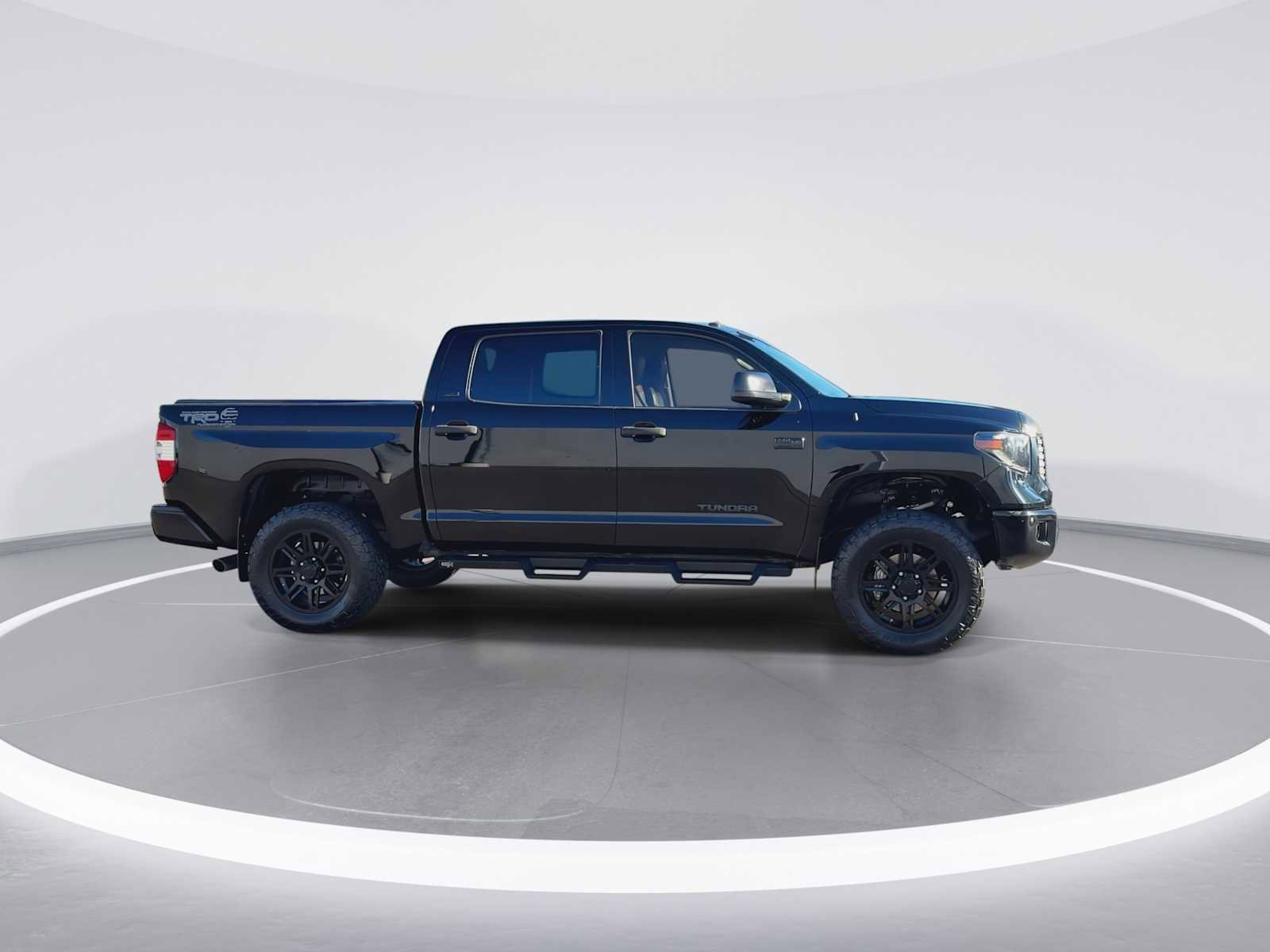 Certified 2017 Toyota Tundra SR5 image 9