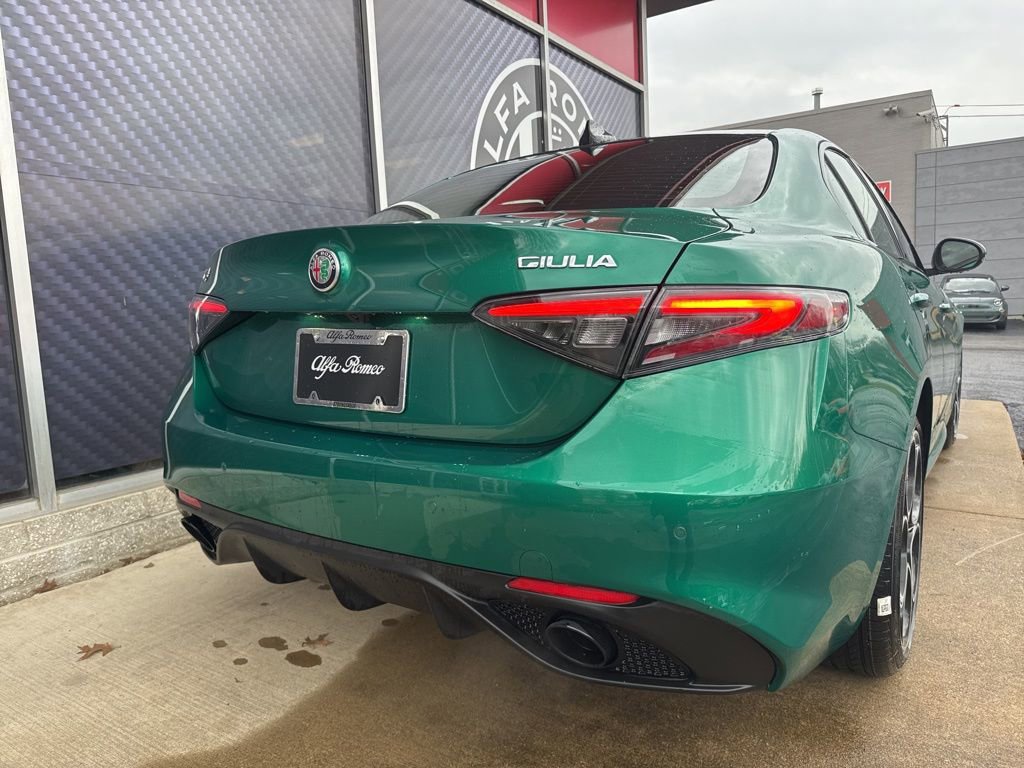 New 2026 Alfa Romeo Giulia AWD image 3