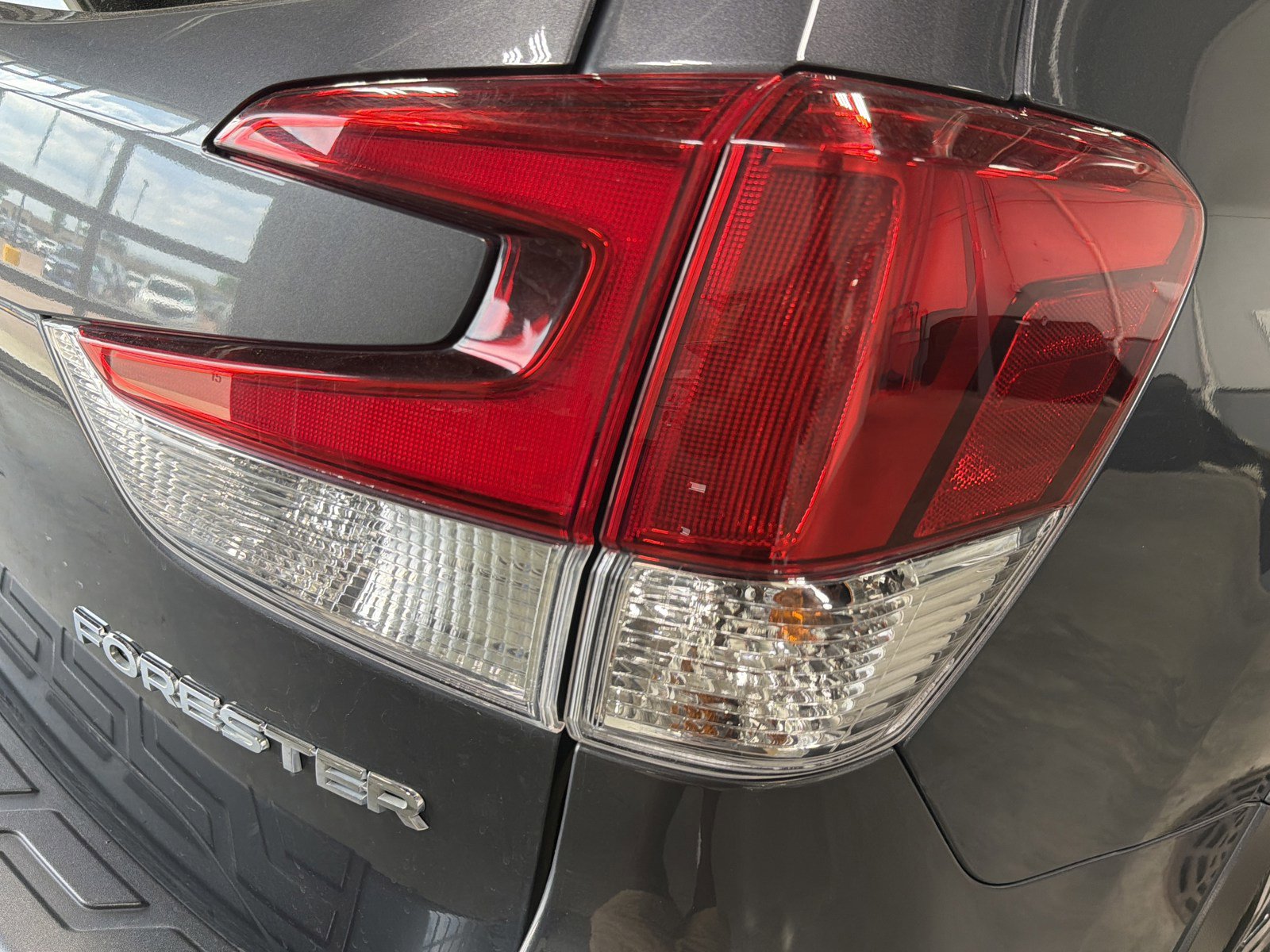 Used 2021 Subaru Forester Limited AWD/4WD image 11