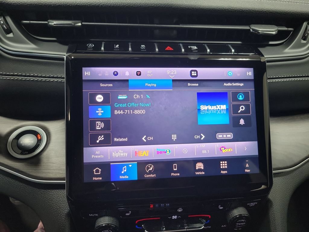 New 2025 Jeep Grand Cherokee L Limited AWD/4WD image 19