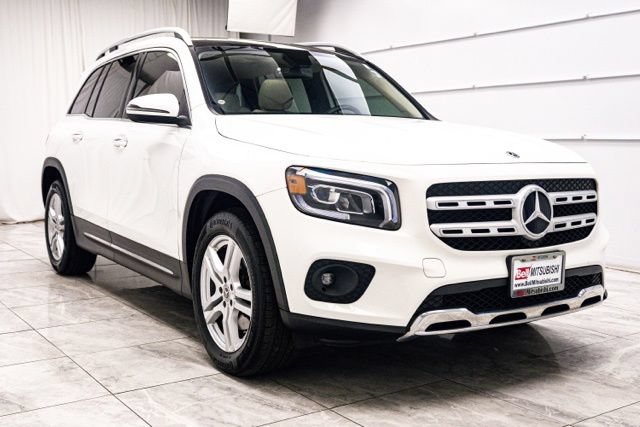 Used 2022 Mercedes-Benz GLB 250 4MATIC image 4