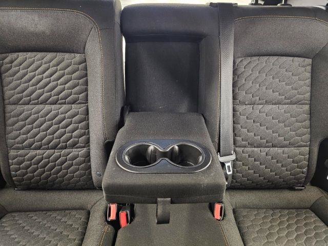 Used 2018 Chevrolet Equinox LT FWD image 13