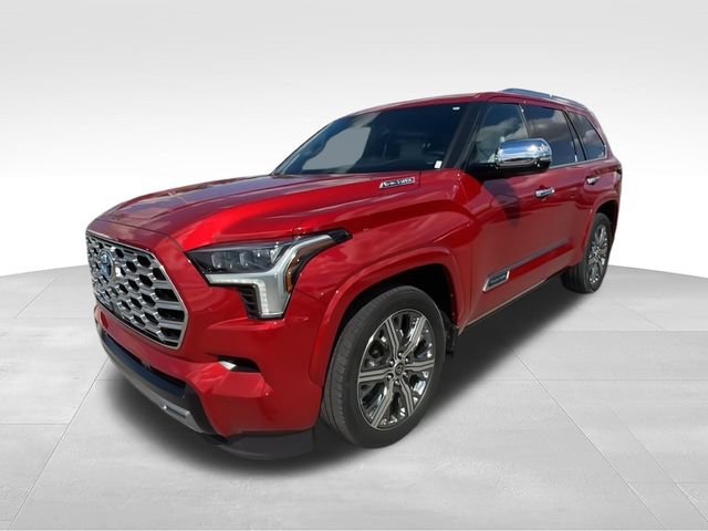 Used 2023 Toyota Sequoia Capstone AWD/4WD video 4