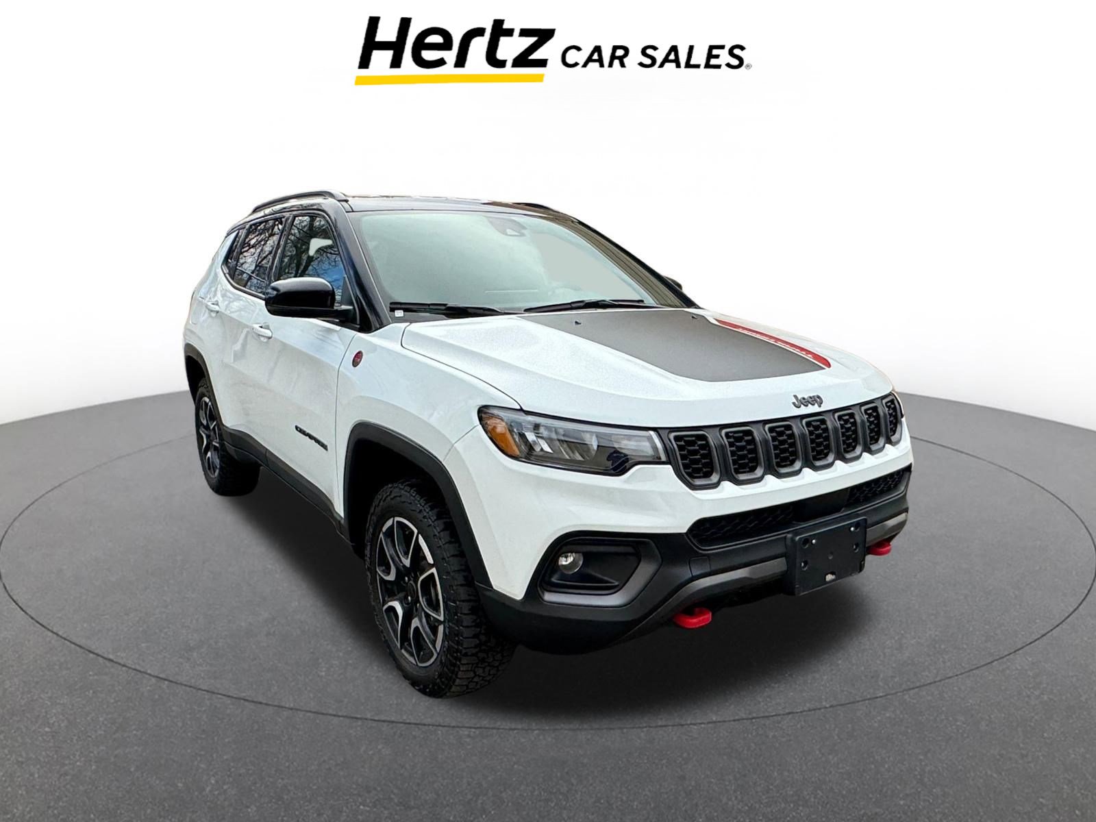 Used 2025 Jeep Compass Trailhawk image 1