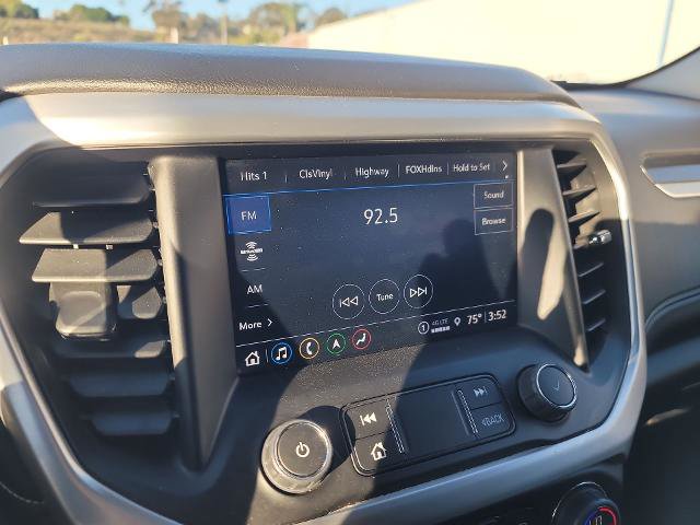 Used 2023 GMC Acadia SLT image 13