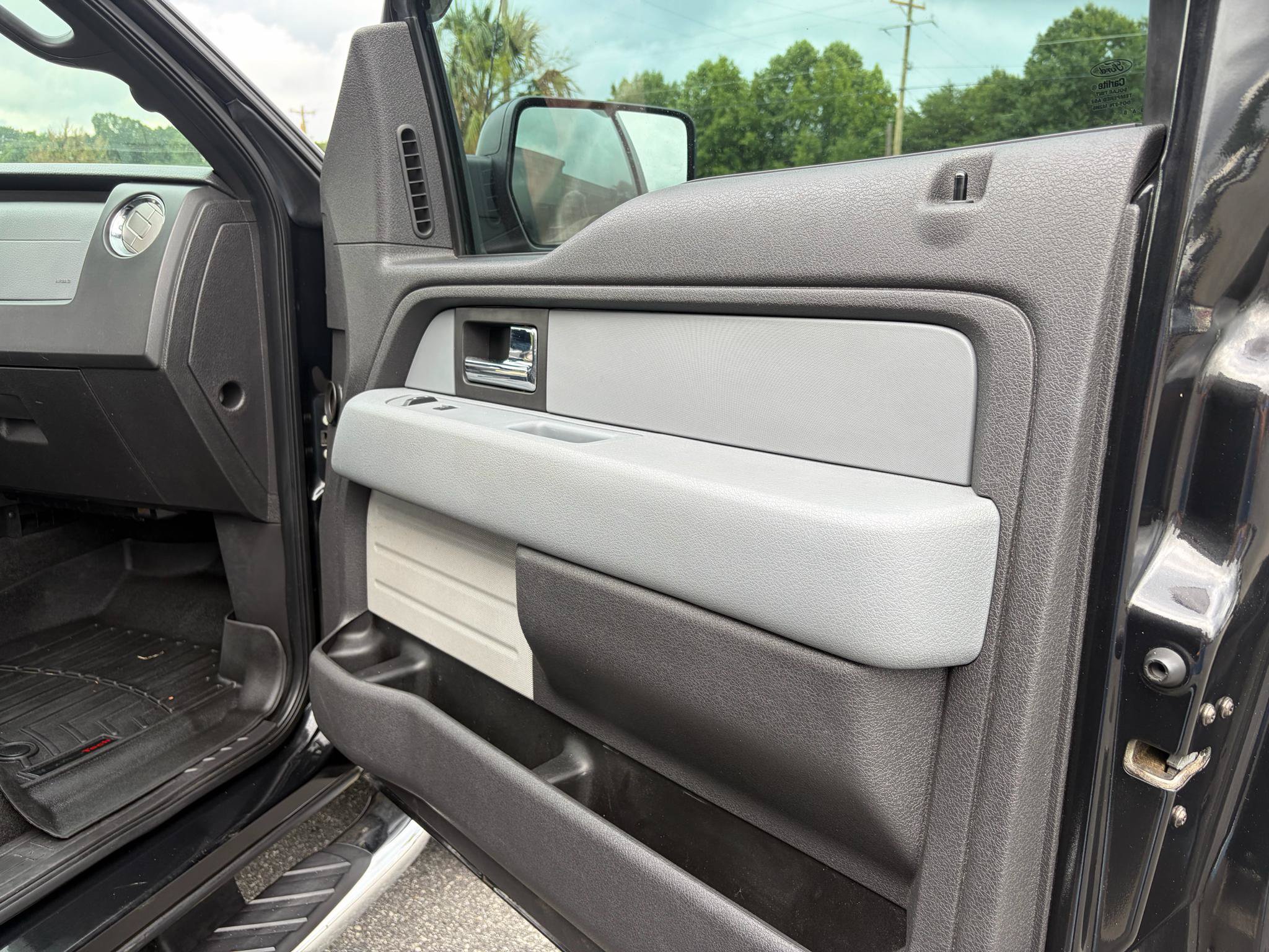 Used 2013 Ford F150 XLT w/ Luxury Equipment Group AWD/4WD image 46