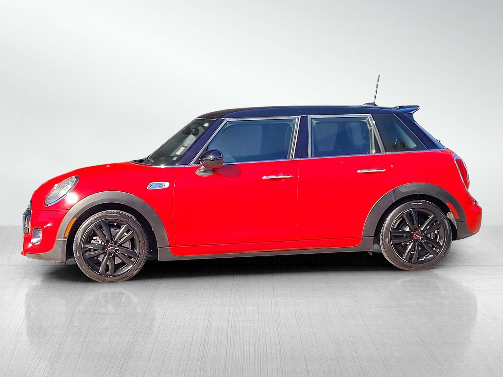 Used 2015 MINI Cooper S FWD image 10