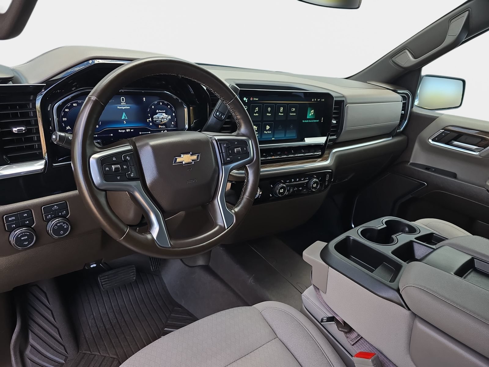Used 2024 Chevrolet Silverado 1500 LT AWD/4WD image 18