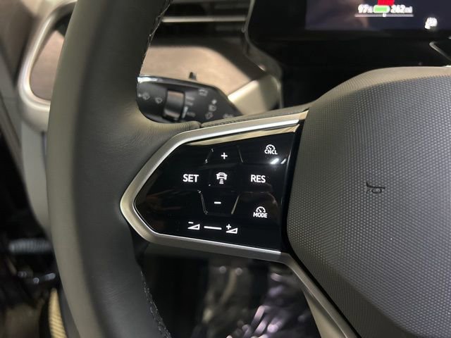 New 2025 Volkswagen ID. Buzz Pro S image 17