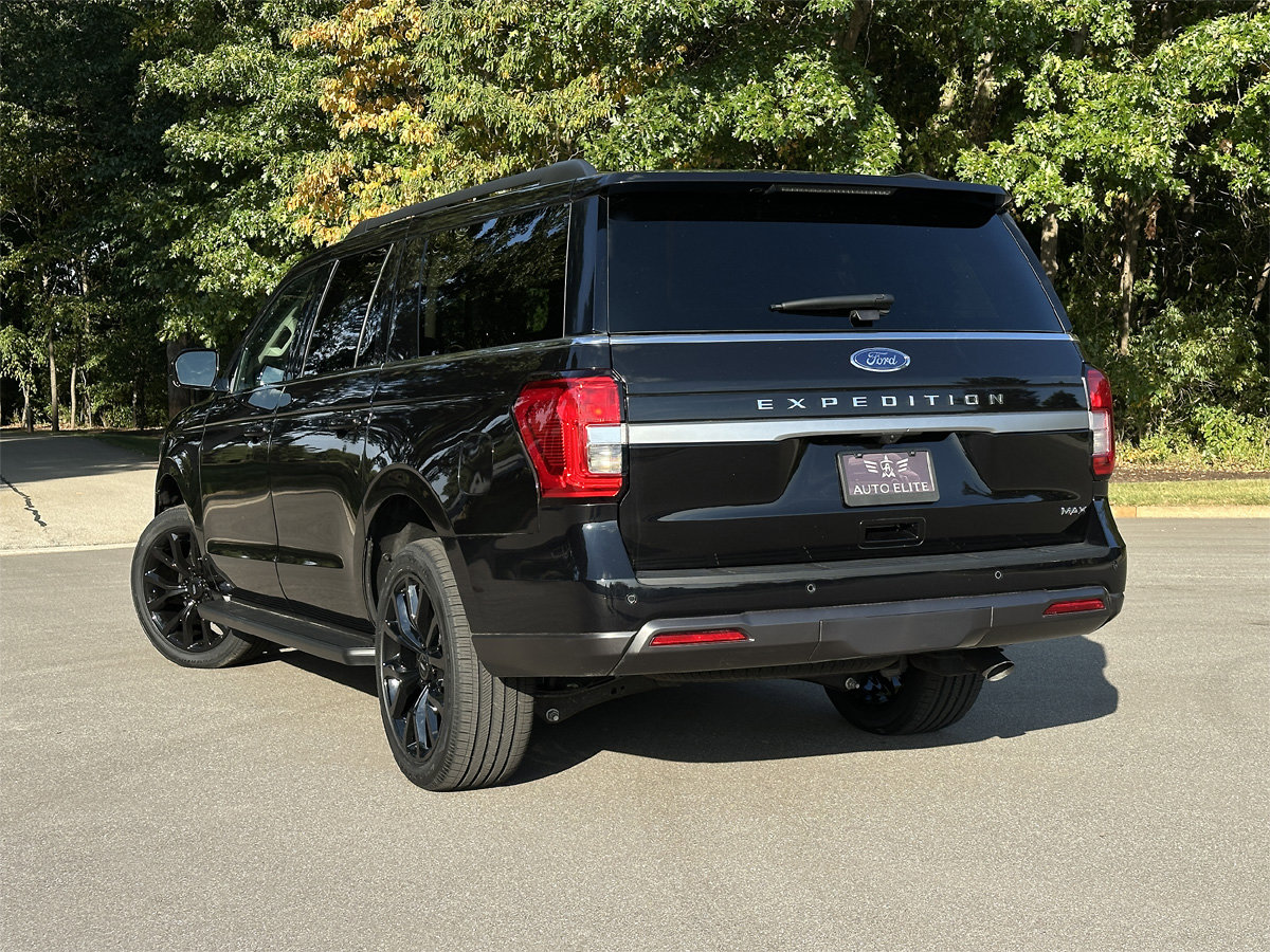 Used 2023 Ford Expedition Max XL image 2