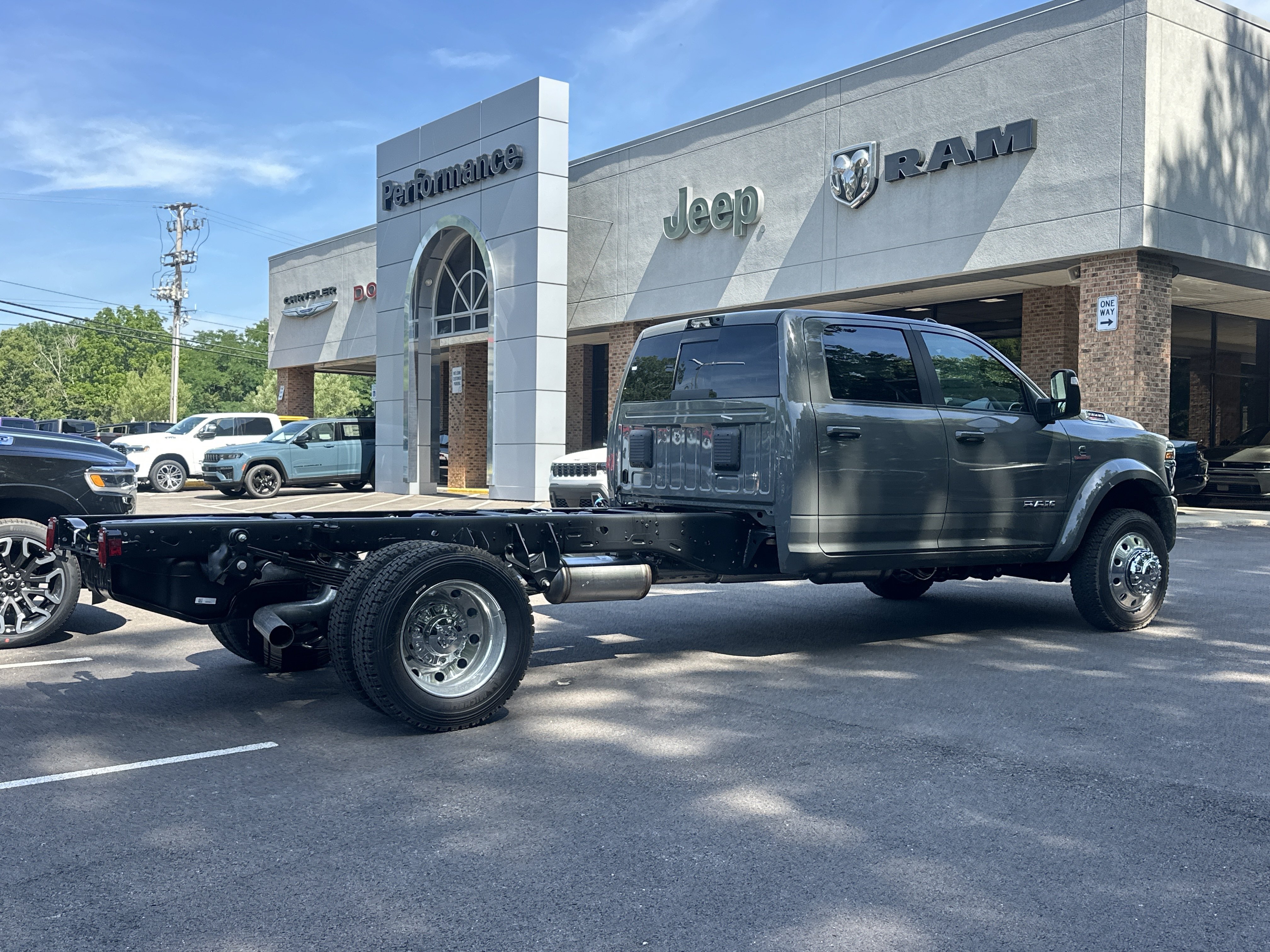 New 2026 RAM 5500 4x4 Crew Cab w/ Laramie Trim Package image 19
