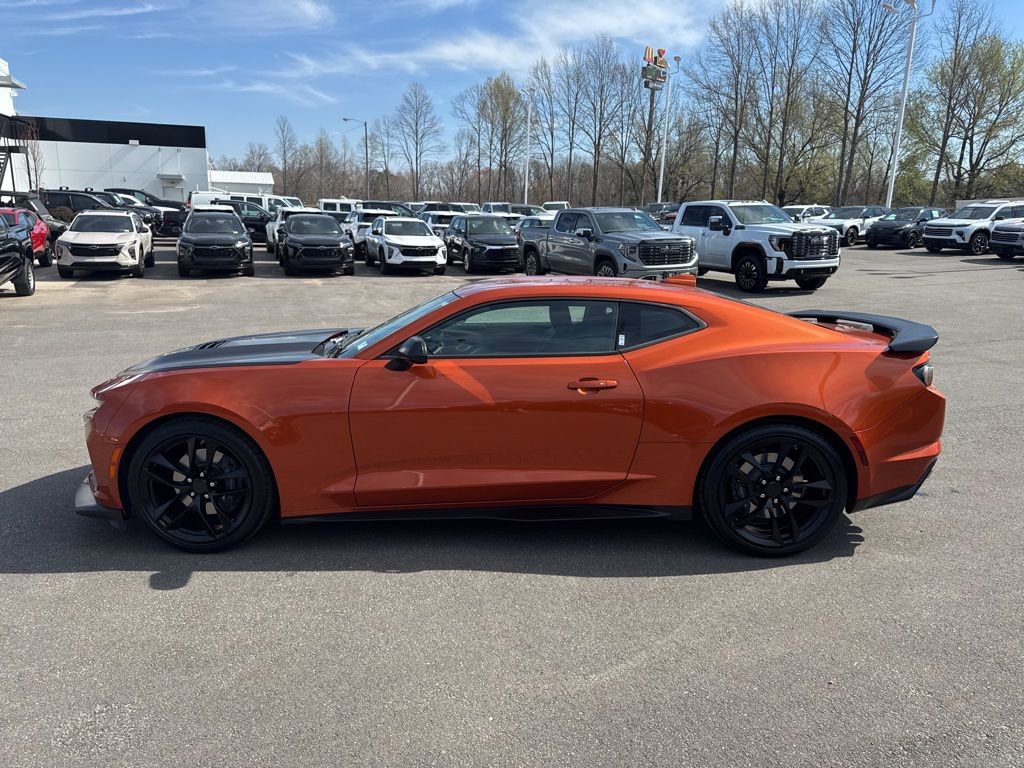 Used 2023 Chevrolet Camaro SS image 2