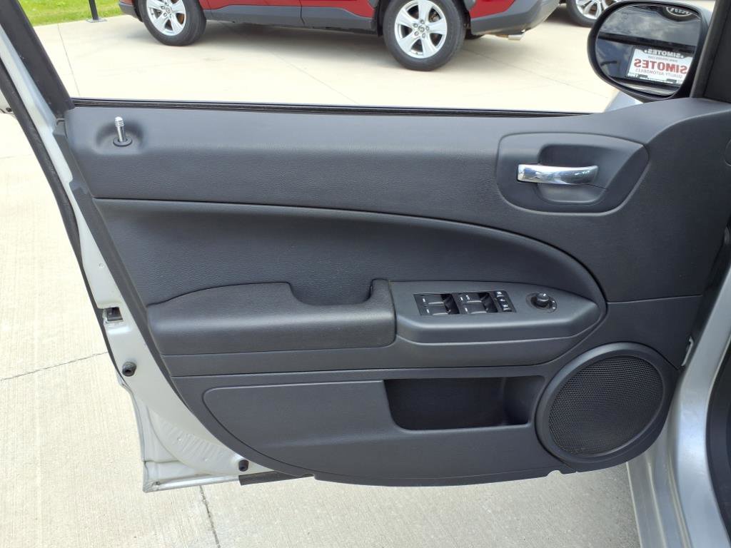 Used 2011 Dodge Caliber Mainstreet image 19