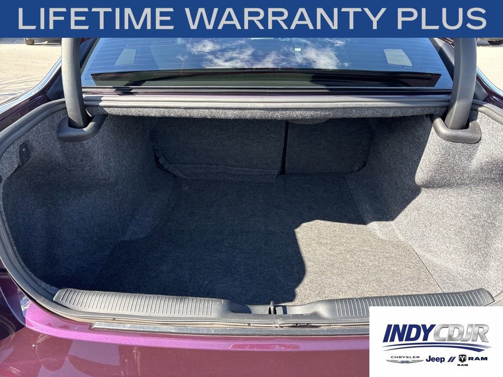 Used 2022 Dodge Charger Scat Pack w/ Dynamics Package RWD image 11