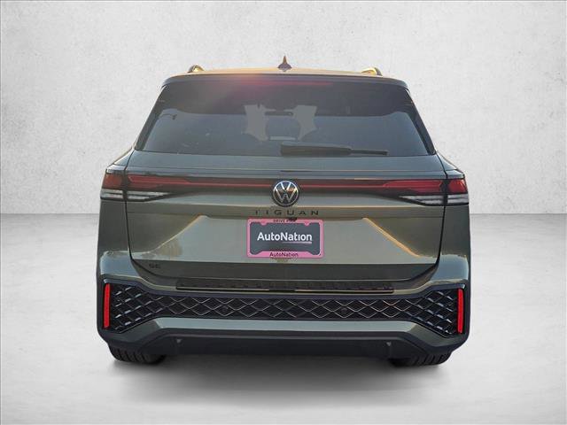 New 2026 Volkswagen Tiguan SE R-Line image 8