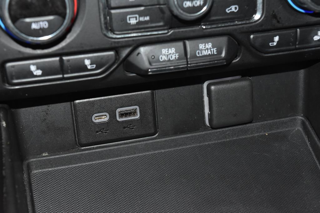 Used 2021 Chevrolet Tahoe Z71 AWD/4WD image 14