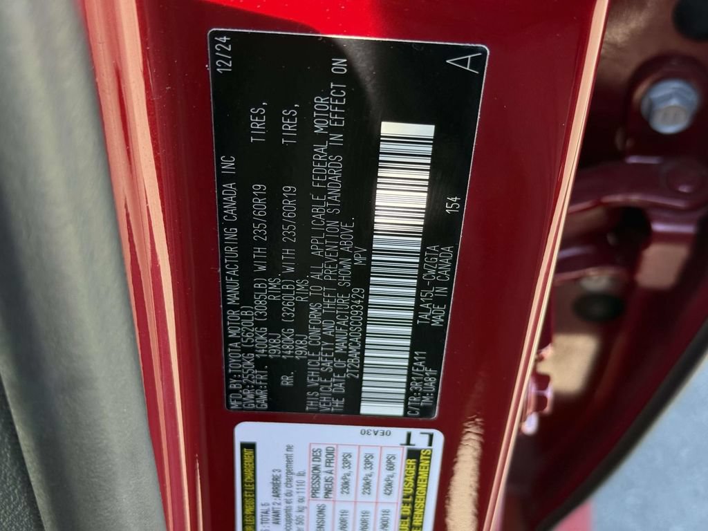 Used 2025 Lexus RX 350 Premium w/ Accessory Package (Z1) AWD/4WD image 30