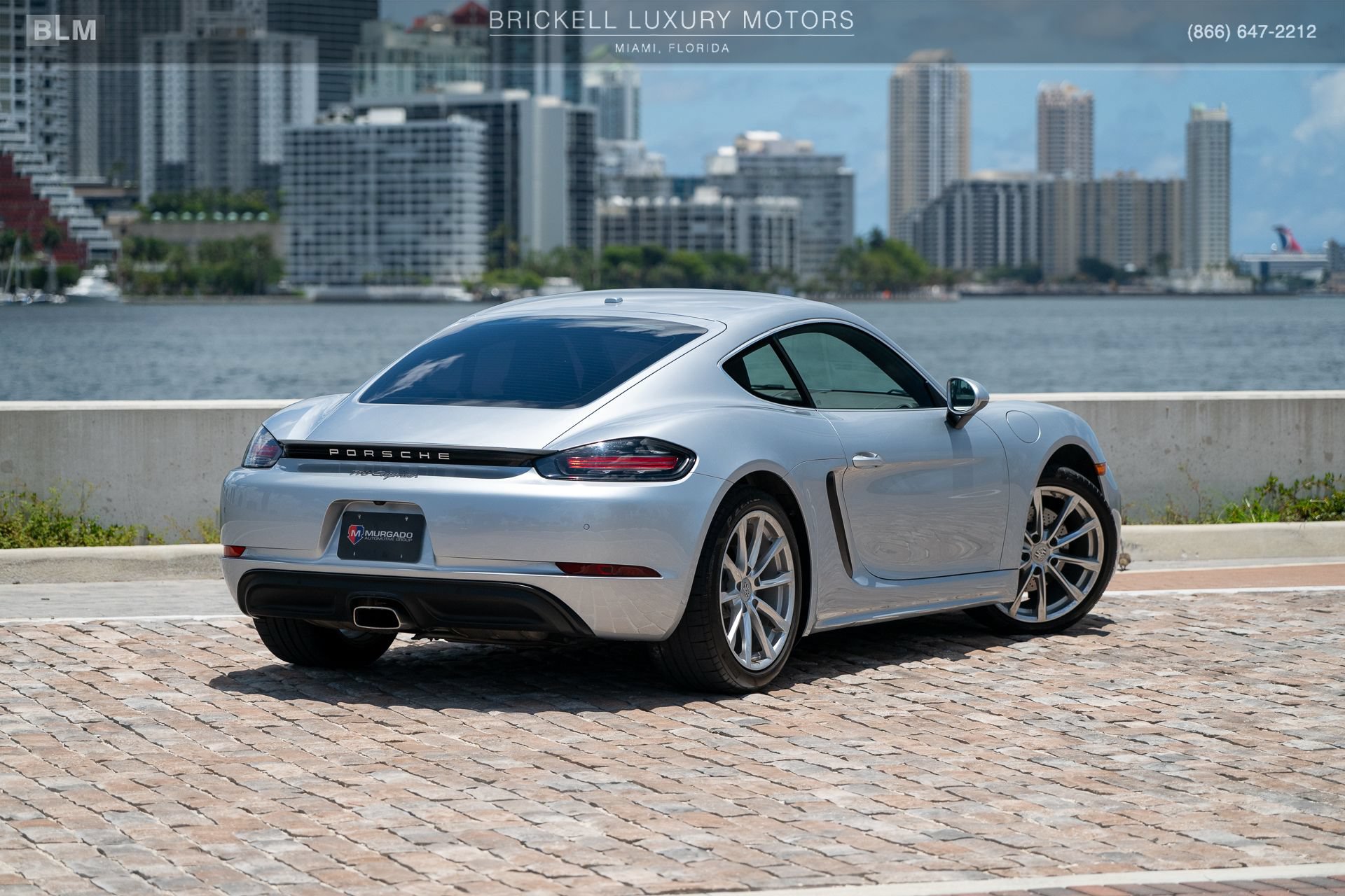 Used 2018 Porsche 718 Cayman RWD image 4