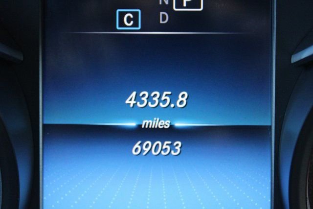 Used 2022 Mercedes-Benz GLC 300 4MATIC image 30
