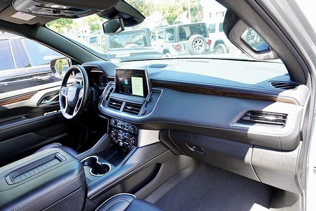 Used 2024 Chevrolet Tahoe Premier AWD/4WD image 10