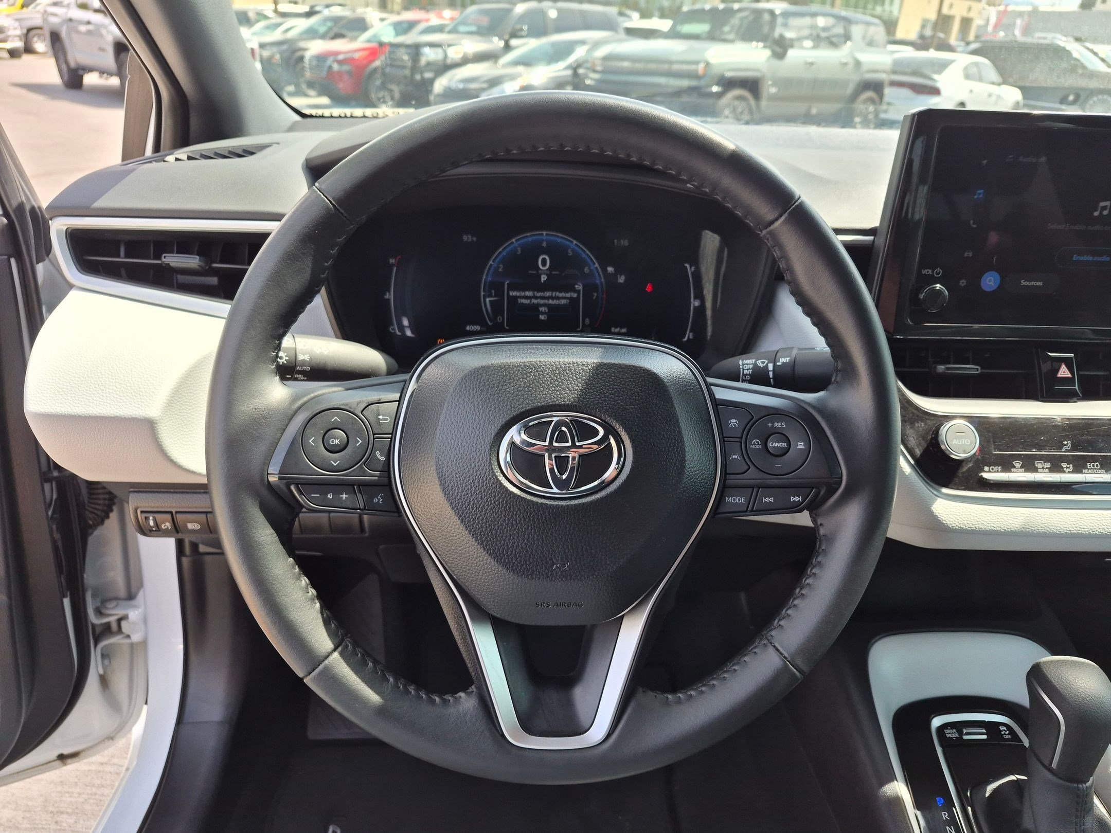 Used 2026 Toyota Corolla SE w/ Carpet Mat Package (TMS) FWD image 18