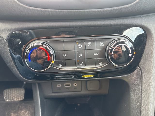 Used 2023 Buick Encore GX Preferred w/ Cold Weather Comfort Package image 21