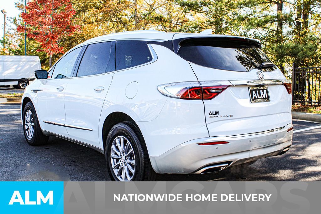 Used 2024 Buick Enclave Premium image 5