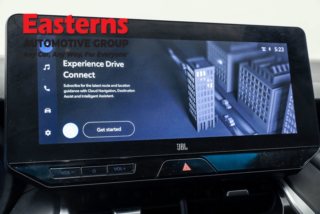 Used 2023 Toyota Venza Limited image 18