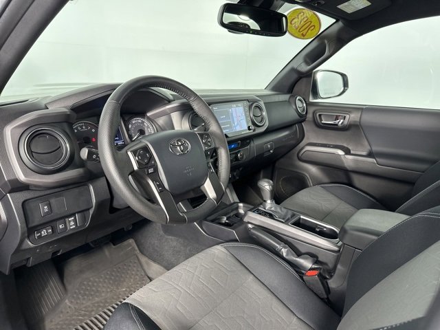Used 2023 Toyota Tacoma TRD Sport image 12