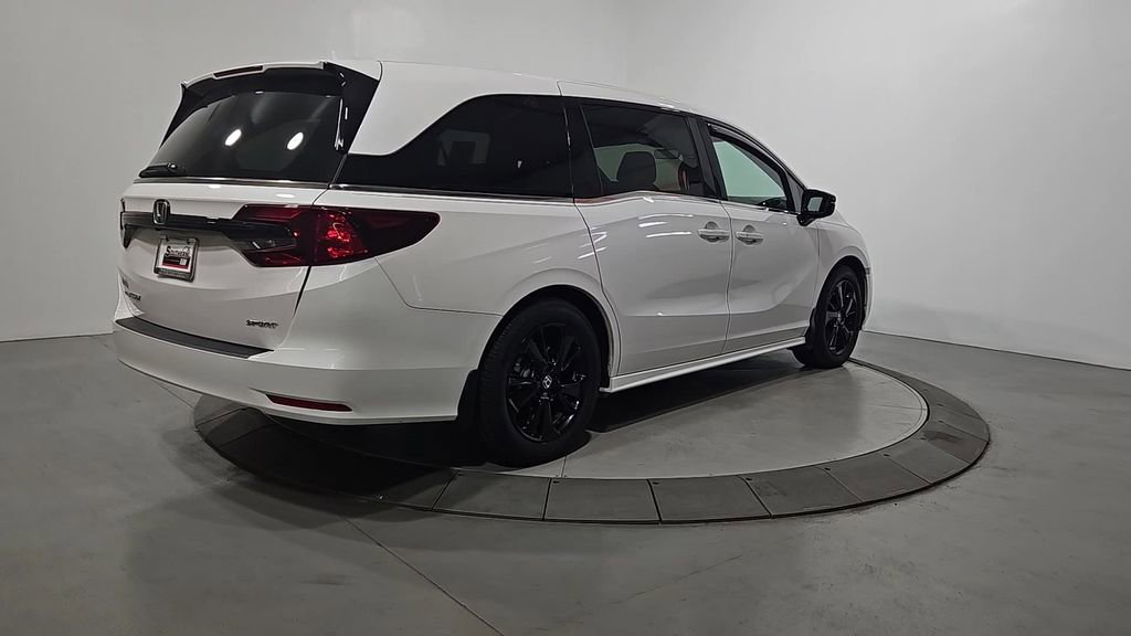 Used 2024 Honda Odyssey Sport image 5