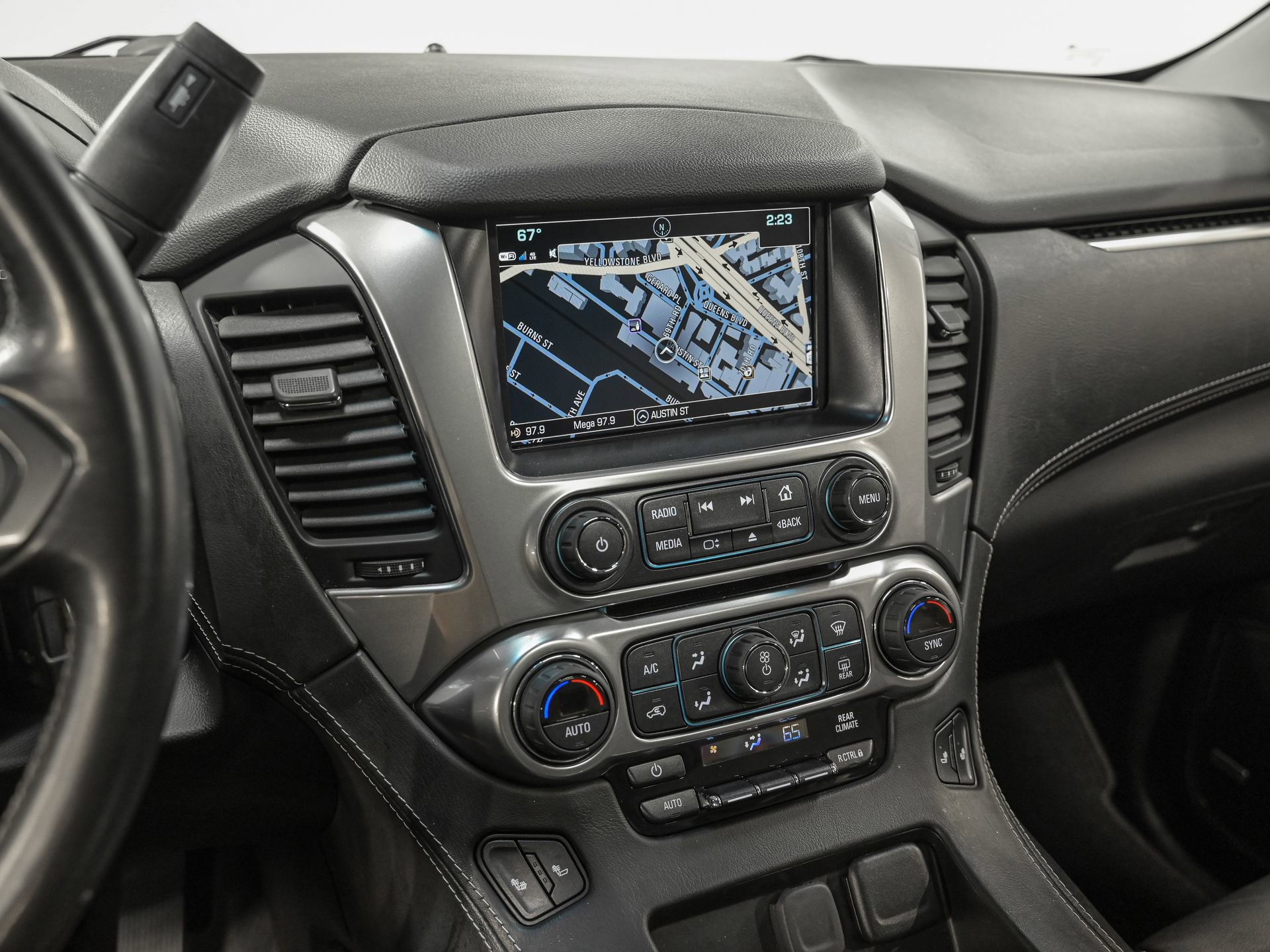 Used 2019 Chevrolet Tahoe LT image 22