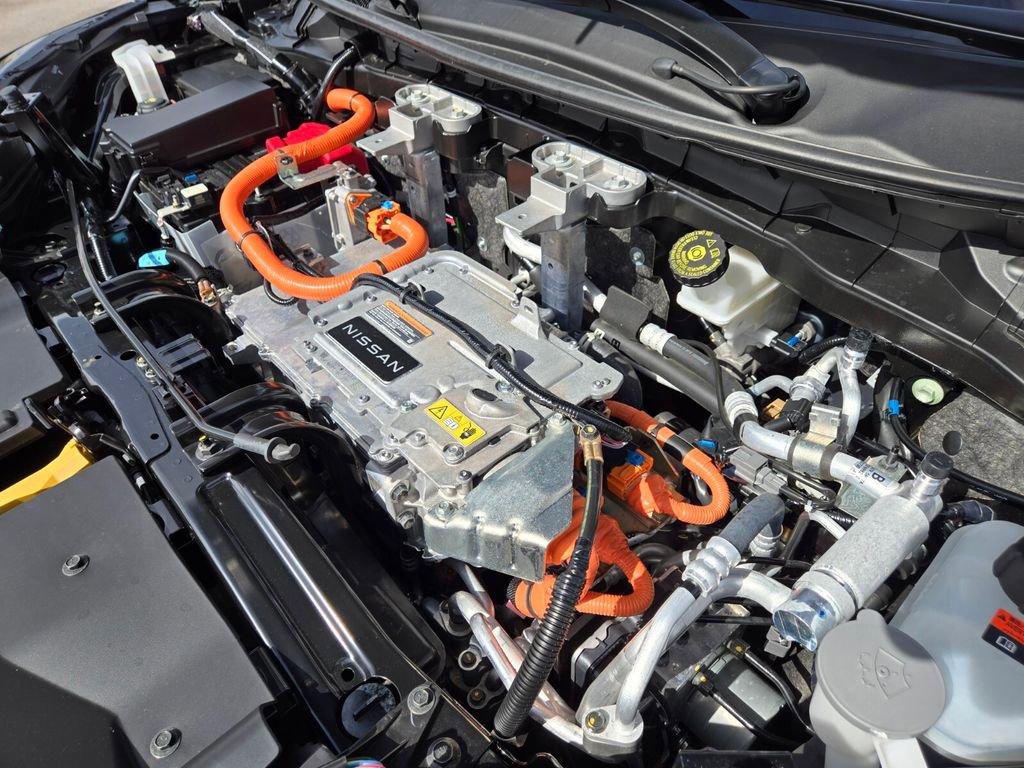 Used 2024 Nissan Ariya AWD image 21