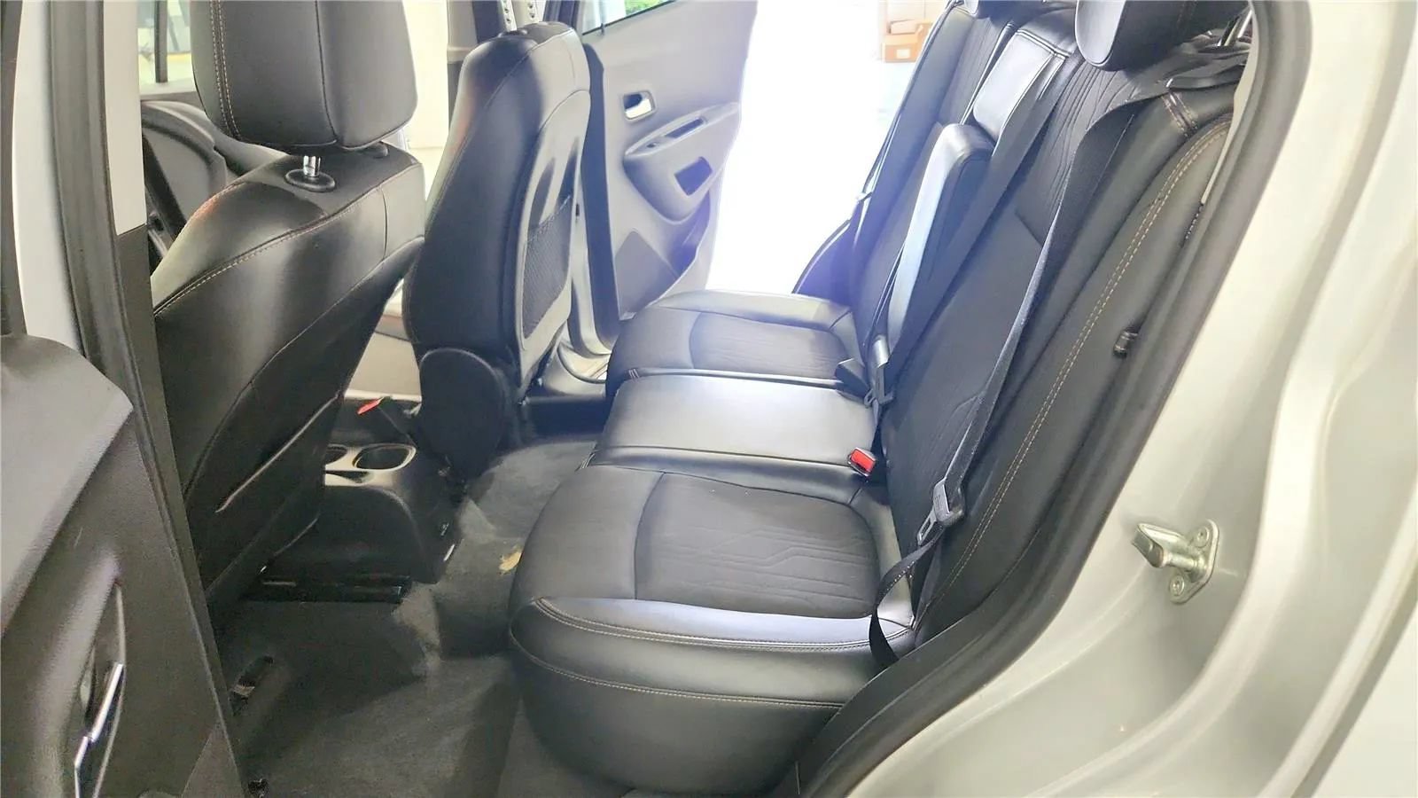 Used 2019 Chevrolet Trax LT w/ Driver Confidence Package FWD image 33