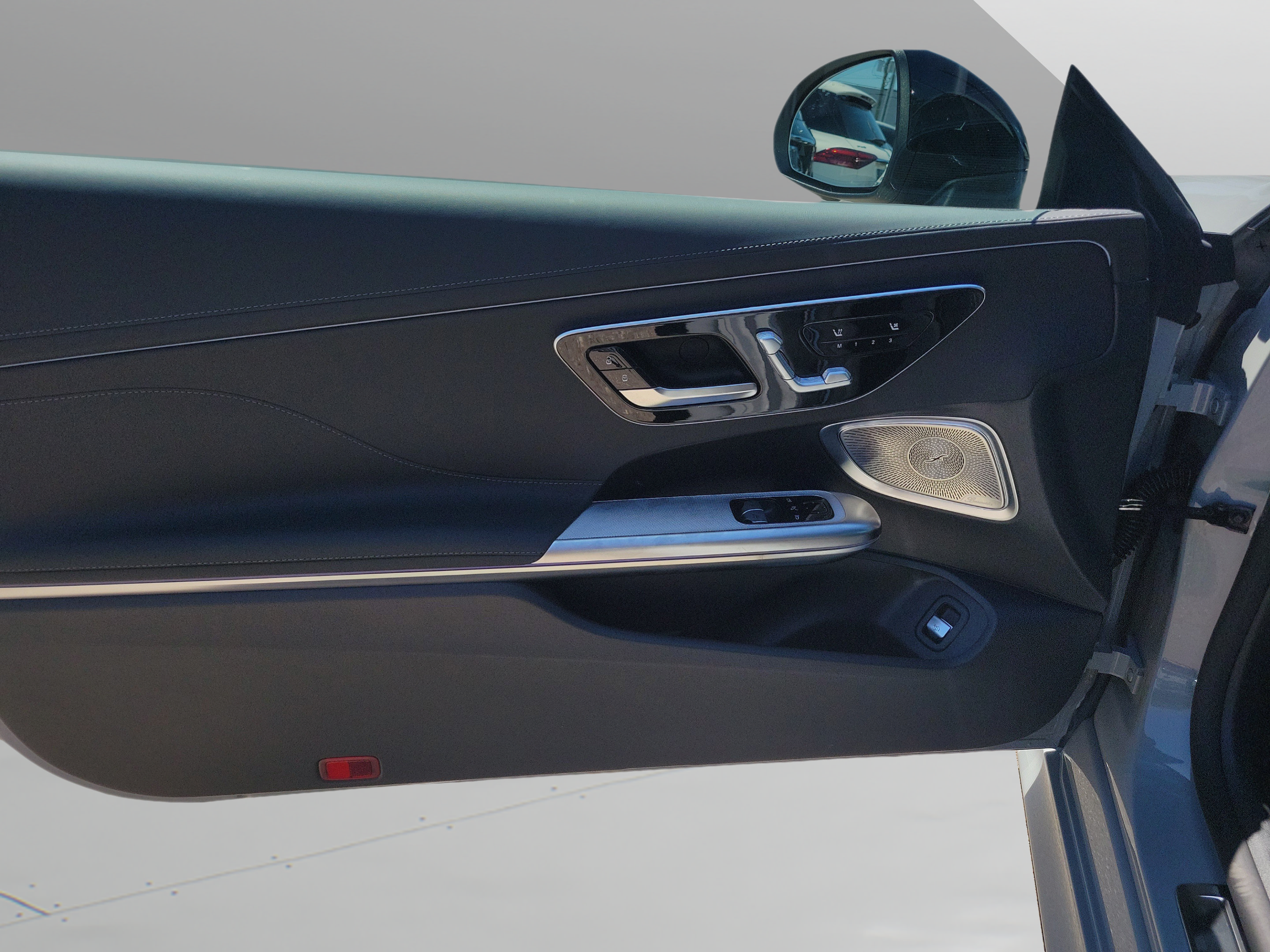 New 2026 Mercedes-Benz CLE 450 4MATIC Coupe image 6
