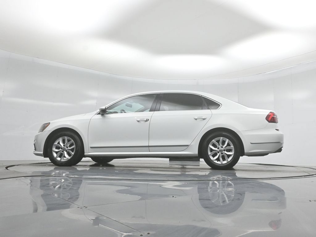 Used 2017 Volkswagen Passat 1.8T S FWD image 53