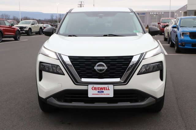 Used 2023 Nissan Rogue S image 7