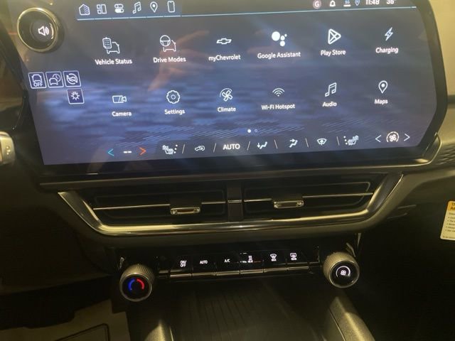 New 2026 Chevrolet Equinox EV LT w/ Comfort Package image 11